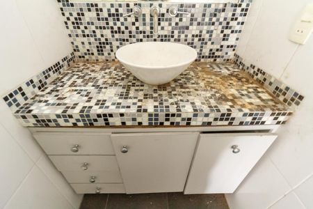 Apartamento para alugar com 373m², 3 quartos e 4 vagas Apartamento para alugar com 373m², 3 quartos e 4 vagasBanheiro da Suíte 2