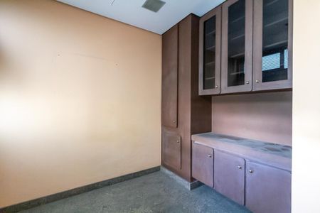 Apartamento para alugar com 373m², 3 quartos e 4 vagas Apartamento para alugar com 373m², 3 quartos e 4 vagasEscritório