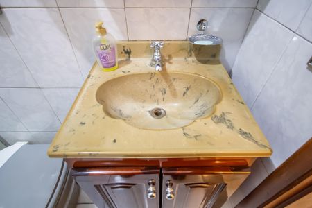 Casa à venda com 180m², 2 quartos e 3 vagas Casa à venda com 180m², 2 quartos e 3 vagasBanheiro