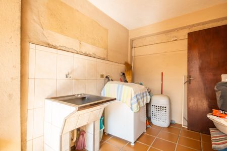 Casa à venda com 180m², 2 quartos e 3 vagas Casa à venda com 180m², 2 quartos e 3 vagasÁrea de Serviço