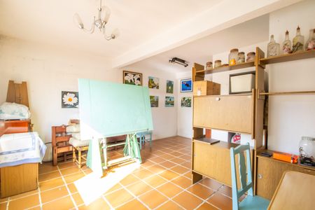 Casa à venda com 180m², 2 quartos e 3 vagas Casa à venda com 180m², 2 quartos e 3 vagasQuarto de Serviço