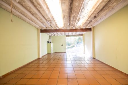 Casa à venda com 180m², 2 quartos e 3 vagas Casa à venda com 180m², 2 quartos e 3 vagasVista da Sala