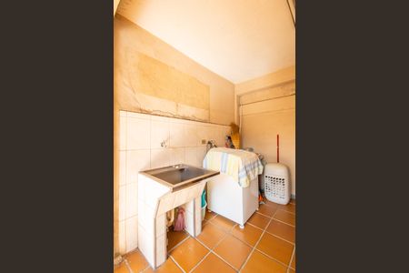 Casa à venda com 180m², 2 quartos e 3 vagas Casa à venda com 180m², 2 quartos e 3 vagasÁrea de Serviço