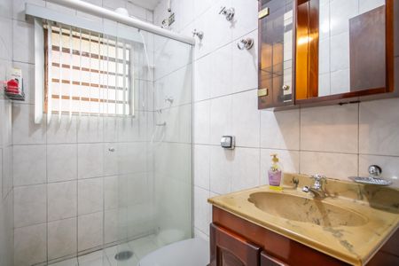 Casa à venda com 180m², 2 quartos e 3 vagas Casa à venda com 180m², 2 quartos e 3 vagasBanheiro