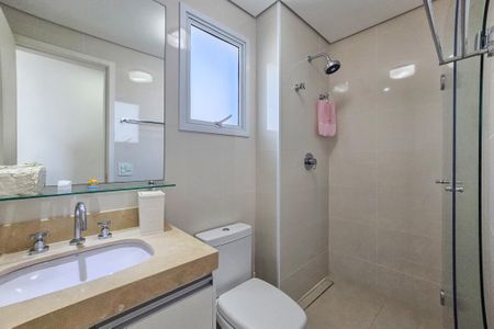 Apartamento para alugar com 84m², 2 quartos e 2 vagas Apartamento para alugar com 84m², 2 quartos e 2 vagasBanheiro