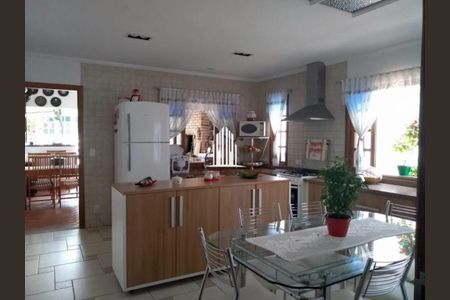 Casa à venda com 3 quartos, 214m² em Jordanópolis, São Bernardo do Campo