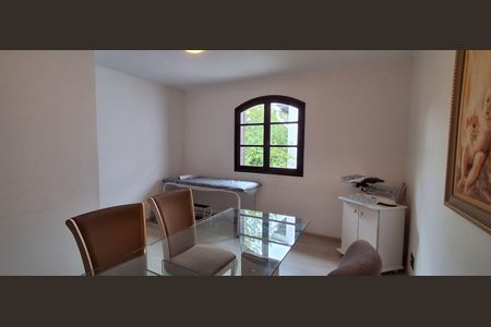 Casa à venda com 280m², 4 quartos e 2 vagas Casa à venda com 280m², 4 quartos e 2 vagasQuarto 2