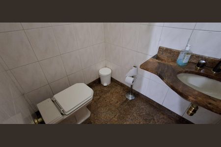 Casa à venda com 280m², 4 quartos e 2 vagas Casa à venda com 280m², 4 quartos e 2 vagasLavabo Sala