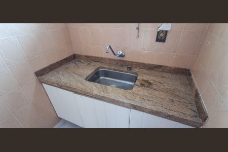 Casa à venda com 280m², 4 quartos e 2 vagas Casa à venda com 280m², 4 quartos e 2 vagasÁrea comum - Cozinha salão