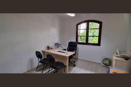 Casa à venda com 280m², 4 quartos e 2 vagas Casa à venda com 280m², 4 quartos e 2 vagasQuarto 1