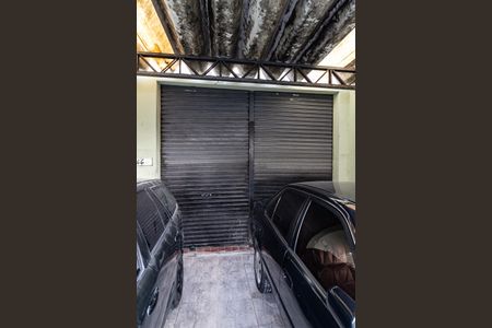 Casa à venda com 280m², 1 quarto e 2 vagas Casa à venda com 280m², 1 quarto e 2 vagasSalão