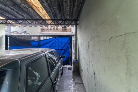 Casa à venda com 280m², 1 quarto e 2 vagas Casa à venda com 280m², 1 quarto e 2 vagasGaragem