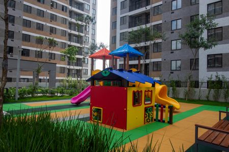 Apartamento à venda com 44m², 2 quartos e 1 vaga Apartamento à venda com 44m², 2 quartos e 1 vagaÁrea comum - Playground