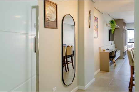 Studio para alugar com 39m², 1 quarto e 1 vaga Studio para alugar com 39m², 1 quarto e 1 vagaHall de Entrada