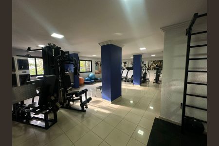 Apartamento à venda com 170m², 4 quartos e 3 vagas Apartamento à venda com 170m², 4 quartos e 3 vagasÁrea comum - Academia