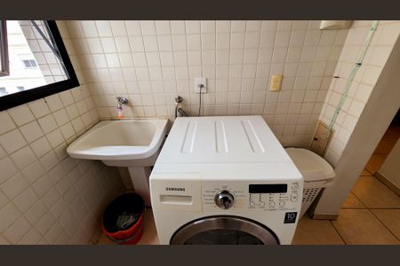 Apartamento à venda com 170m², 4 quartos e 3 vagas Apartamento à venda com 170m², 4 quartos e 3 vagasÁrea de Serviço