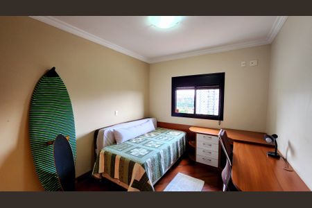 Apartamento à venda com 170m², 4 quartos e 3 vagas Apartamento à venda com 170m², 4 quartos e 3 vagasQuarto 1