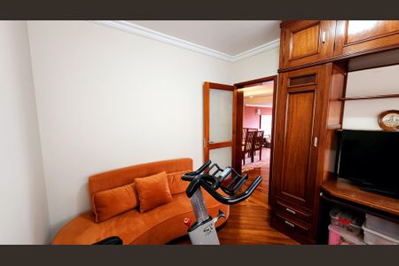 Apartamento à venda com 170m², 4 quartos e 3 vagas Apartamento à venda com 170m², 4 quartos e 3 vagasEscritório