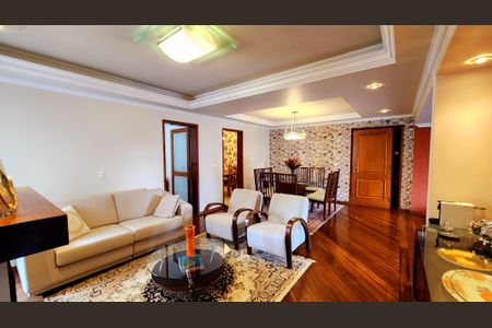 Apartamento à venda com 170m², 4 quartos e 3 vagas Apartamento à venda com 170m², 4 quartos e 3 vagasSala