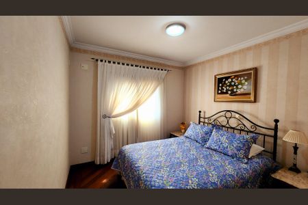 Apartamento à venda com 170m², 4 quartos e 3 vagas Apartamento à venda com 170m², 4 quartos e 3 vagasSuíte