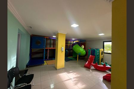 Apartamento à venda com 170m², 4 quartos e 3 vagas Apartamento à venda com 170m², 4 quartos e 3 vagasÁrea comum - Brinquedoteca