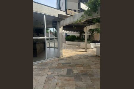 Apartamento à venda com 170m², 4 quartos e 3 vagas Apartamento à venda com 170m², 4 quartos e 3 vagasÁrea gourmet