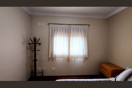 Apartamento à venda com 170m², 4 quartos e 3 vagas Apartamento à venda com 170m², 4 quartos e 3 vagasQuarto 2