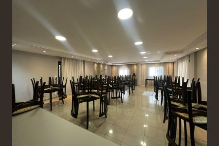 Apartamento à venda com 170m², 4 quartos e 3 vagas Apartamento à venda com 170m², 4 quartos e 3 vagasÁrea comum - Salão de festas