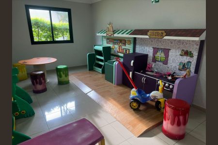 Apartamento à venda com 170m², 4 quartos e 3 vagas Apartamento à venda com 170m², 4 quartos e 3 vagasÁrea comum - Brinquedoteca