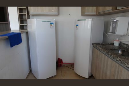 Apartamento à venda com 58m², 3 quartos e 2 vagas Apartamento à venda com 58m², 3 quartos e 2 vagasÁrea comum - Salão de festas