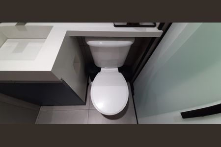 Apartamento à venda com 58m², 3 quartos e 2 vagas Apartamento à venda com 58m², 3 quartos e 2 vagasBanheiro