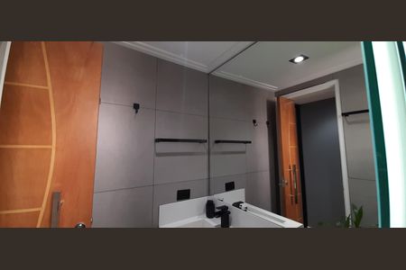 Apartamento à venda com 58m², 3 quartos e 2 vagas Apartamento à venda com 58m², 3 quartos e 2 vagasBanheiro