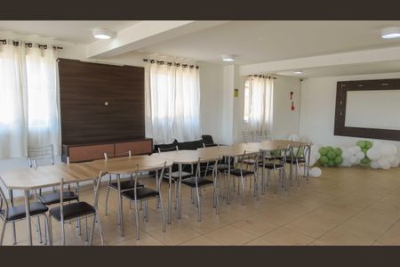 Apartamento à venda com 58m², 3 quartos e 2 vagas Apartamento à venda com 58m², 3 quartos e 2 vagasÁrea comum - Salão de festas