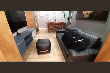 Apartamento à venda com 58m², 3 quartos e 2 vagas Apartamento à venda com 58m², 3 quartos e 2 vagasSala de Estar