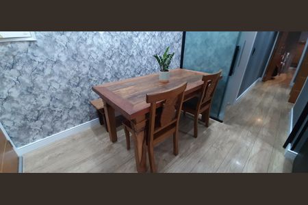 Apartamento à venda com 58m², 3 quartos e 2 vagas Apartamento à venda com 58m², 3 quartos e 2 vagasSala de Jantar