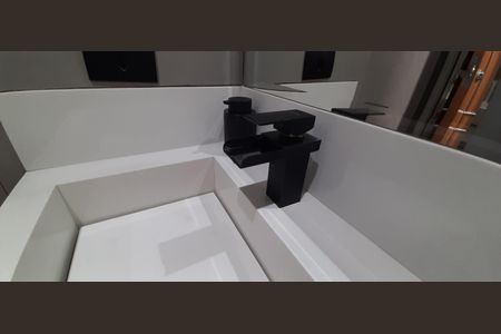 Apartamento à venda com 58m², 3 quartos e 2 vagas Apartamento à venda com 58m², 3 quartos e 2 vagasBanheiro