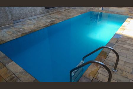 Apartamento à venda com 58m², 3 quartos e 2 vagas Apartamento à venda com 58m², 3 quartos e 2 vagasÁrea comum - Piscina