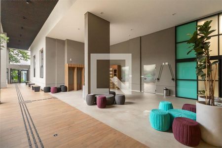 Apartamento à venda com 84m², 2 quartos e 1 vaga Apartamento à venda com 84m², 2 quartos e 1 vagaHall de entrada