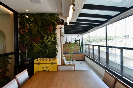 Apartamento à venda com 84m², 2 quartos e 1 vaga Apartamento à venda com 84m², 2 quartos e 1 vagaSacada