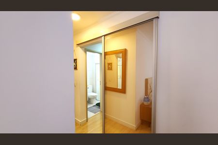 Apartamento à venda com 100m², 3 quartos e 2 vagas Apartamento à venda com 100m², 3 quartos e 2 vagas Suíte