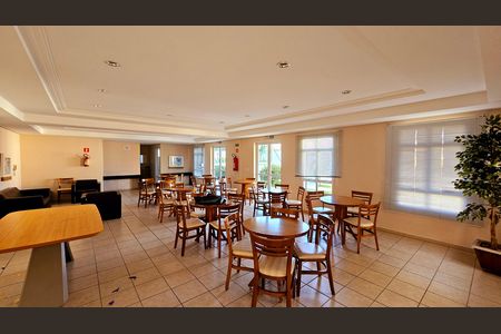 Apartamento à venda com 100m², 3 quartos e 2 vagas Apartamento à venda com 100m², 3 quartos e 2 vagasÁrea comum - Salão de festas