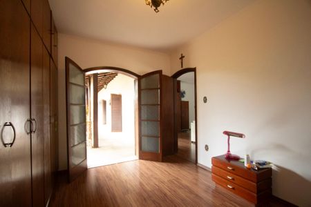 Casa para alugar com 700m², 6 quartos e 8 vagas Casa para alugar com 700m², 6 quartos e 8 vagasSuíte 1