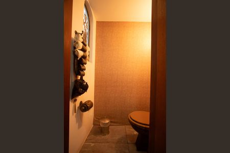 Casa para alugar com 700m², 6 quartos e 8 vagas Casa para alugar com 700m², 6 quartos e 8 vagasLavabo da sala