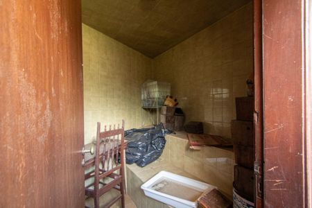 Casa para alugar com 700m², 6 quartos e 8 vagas Casa para alugar com 700m², 6 quartos e 8 vagasVestiário