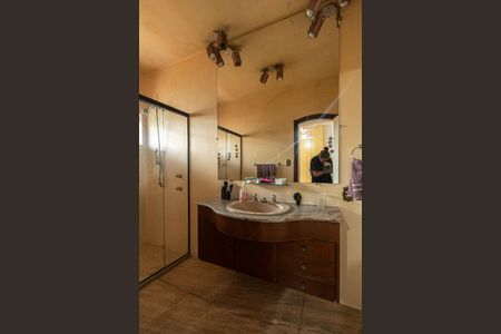 Casa para alugar com 700m², 6 quartos e 8 vagas Casa para alugar com 700m², 6 quartos e 8 vagasBanheiro Suíte 3