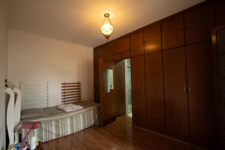 Casa para alugar com 700m², 6 quartos e 8 vagas Casa para alugar com 700m², 6 quartos e 8 vagasSuíte 1