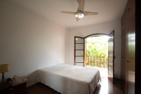 Casa para alugar com 700m², 6 quartos e 8 vagas Casa para alugar com 700m², 6 quartos e 8 vagasSuíte 2