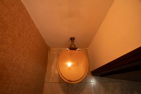 Casa para alugar com 700m², 6 quartos e 8 vagas Casa para alugar com 700m², 6 quartos e 8 vagasLavabo da sala