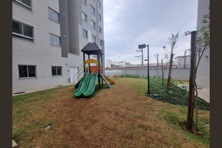 Apartamento para alugar com 28m², 1 quarto e sem vaga Apartamento para alugar com 28m², 1 quarto e sem vagaÁrea comum - Playground