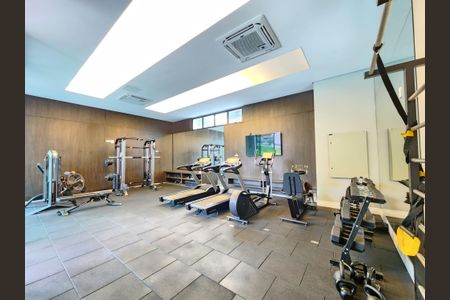 Apartamento à venda com 82m², 2 quartos e 2 vagas Apartamento à venda com 82m², 2 quartos e 2 vagasAcademia